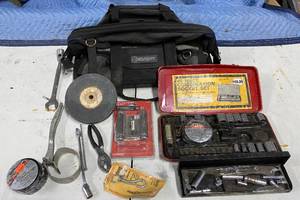 lot 57 image: Kobalt Tool Box wmisc Tools