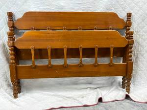 lot 91 image: Full HeadFoot Boards