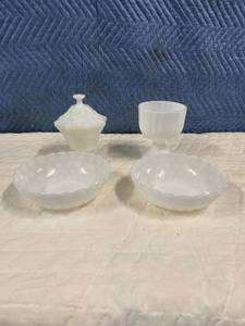 lot 203 image: White Milk glass