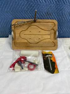 lot 208 image: Fish Cleaning board and Meat Thermometer