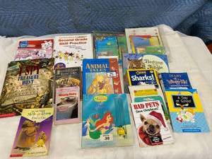 lot 249 image: Childrens Books