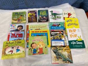lot 250 image: Childrens Books
