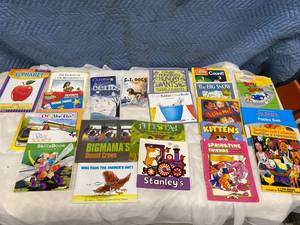 lot 253 image: Childrens Books