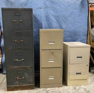 lot 184 image: 3 Filing Cabinets