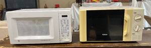 lot 230 image: 2 Microwaves
