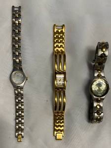 lot 266 image: Watches