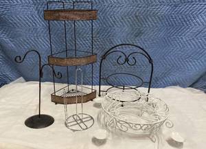 lot 271 image: Various things
