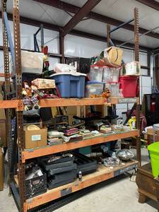 lot 289 image: Shelves 15 to 18 high 86 across 38 deep 3 shelves - items on shelves not included