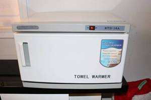 lot 6 image: Towel Warmer (works)