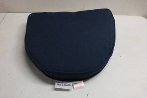 lot 132 image: Plow & Hearth Outdoor Seat Cushion Blue221