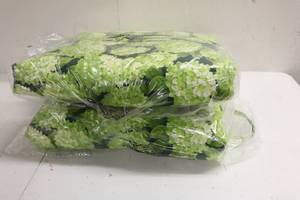 lot 137 image: Green Long Outdoor Seat Cushion
