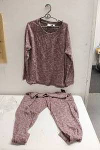 lot 152 image: Wysh Limited Burgandy Extra Soft Top and Bottom Combo Size XL w Tags
