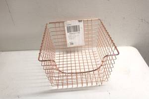 lot 70 image: Gold Wire Basket