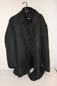 lot 179 image: Braveman Wool Gray Coat Jacket Mens Size XL w tags