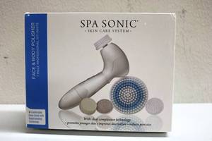 lot 163 image: Spa Sonic Spinning Brush Skin Care System