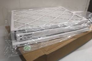 lot 245 image: AC Filter 25x20x1 (4 filters lot)