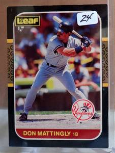 lot 24 image: 1987 Leaf Don Mattingly #150 - NMMT