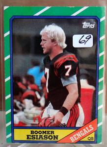 lot 69 image: ROOKIE CARD - 1986 TOPPS BOOMER ESIASON #255 CINCINNATI BENGALS  RC