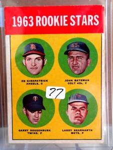 lot 77 image: 1963 Topps 386 Rookie Stars KirkpatrickBatemanBearnarth RC VG