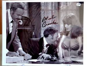 lot 114 image: INCREDIBLE LIVING LEGEND - MEL BROOKS HAND SIGNED BLAZING SADDLES 8 X 10 PHOTO