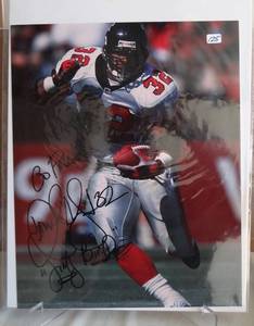 lot 125 image: ATLANTA FALCONS RUNNING BACK JAMAL ANDERSON HAND SIGNED 8 X 10 PHOTO