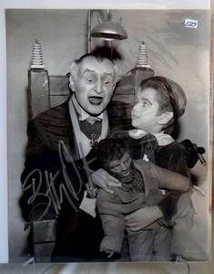 lot 127 image: RARE - BUTCH PATRICK EDDIE - THE MUNSTERS - HAND SIGNED 8 X 10 PHOTO