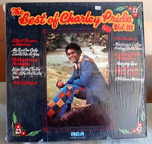 lot 156 image: 1976 The Best Of Charley Pride Volume 3 Vinyl RCA Victor Country Record Album