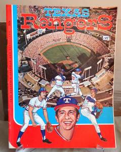 lot 145 image: VINTAGE 1974 TEXAS RANGERS SOUVINIR PROGRAM AND SCORECARD
