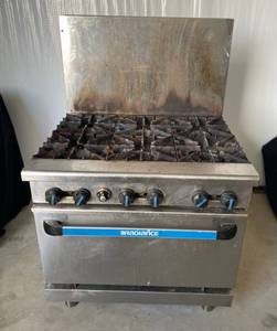 lot 8 image: Turbo Air Tar 6 36 6 Burner Gas Range wstandard Oven