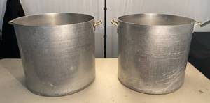 lot 27 image: 2 large Stock Pots - Stainless Steel