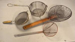 lot 34 image: 4 Strainers with Handles