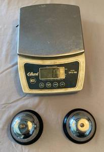 lot 59 image: Edlund Digital Scale 10lb Capacity with 2 counter bells
