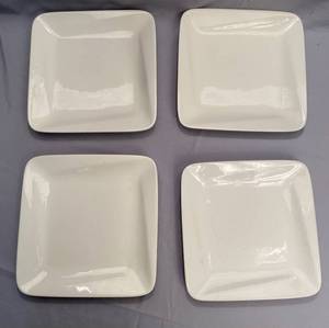 lot 77 image: 4 Plates by Cameo China