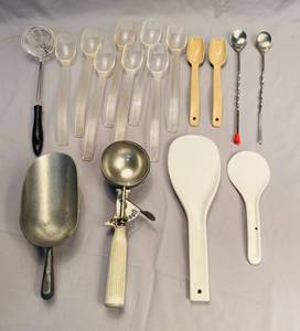 lot 86 image: 17 Miscellaneous 8 Clear Plastic 2 Brown 12 oz spoons, 2 Twisty spoons, Egg Thingies, Small Ice Scoop Ice cream scoops 2 white paddle spoons