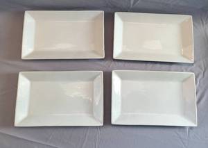 lot 69 image: 4 Dinner Plates by Chino Yanco