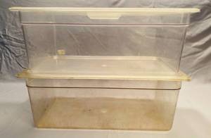 lot 92 image: 2 Food Pans with lids 8 deep  59L 27.5 QT