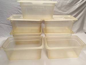 lot 93 image: 7 Food Pans 5 with lids 2 without lids 6 deep 5.59 QT 5.29L
