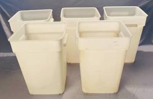 lot 103 image: 5 Large Containers