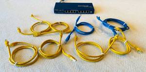lot 129 image: Netgear Fast Ethernet Switch Model FS108 w8 Flexboot Ethernet Cables