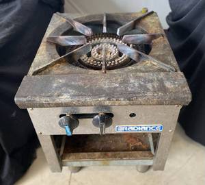 lot 3 image: Radiance Cooking TASP-18 18 wide one burner stock pot stove