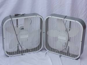 lot 38 image: 2 Box Fans