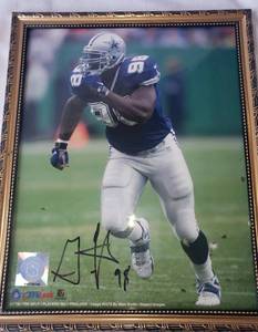 lot 68 image: Dallas Cowboy photo Autographed Greg Ellis