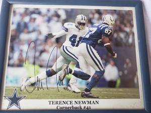 lot 70 image: Terence Newman #41 Dallas Cowboy Autographed photo