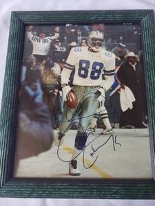 lot 73 image: signed Dallas Cowboy Photo Michael Irvin