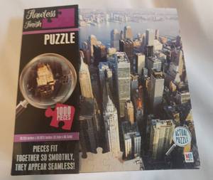 lot 19 image: 1000 Flawless  Finish Puzzle NEW YORK Skyscrapper Hensick Jigsaw Puzzle Bag is sealed