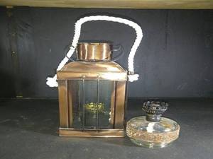 lot 12 image: VINTAGE LANTERN