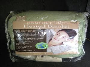 lot 30 image: QUEEN HEATED BLANKET