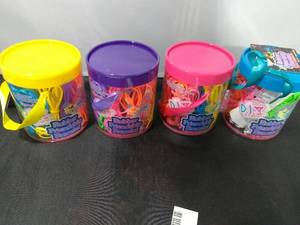 lot 161 image: FRIENDSHIP BRACELETS 1 CASE OF 12 KITS