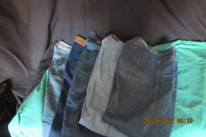 lot 102 image: ROCKY MOUNTAIN BLUE JEANS-SIZES29XL, 2534, 9XL, 8L, 25L