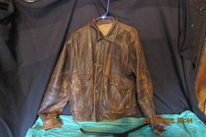 lot 116 image: MIRAGE LEATHER JACKET- SIZE 40 COLOR BROWN